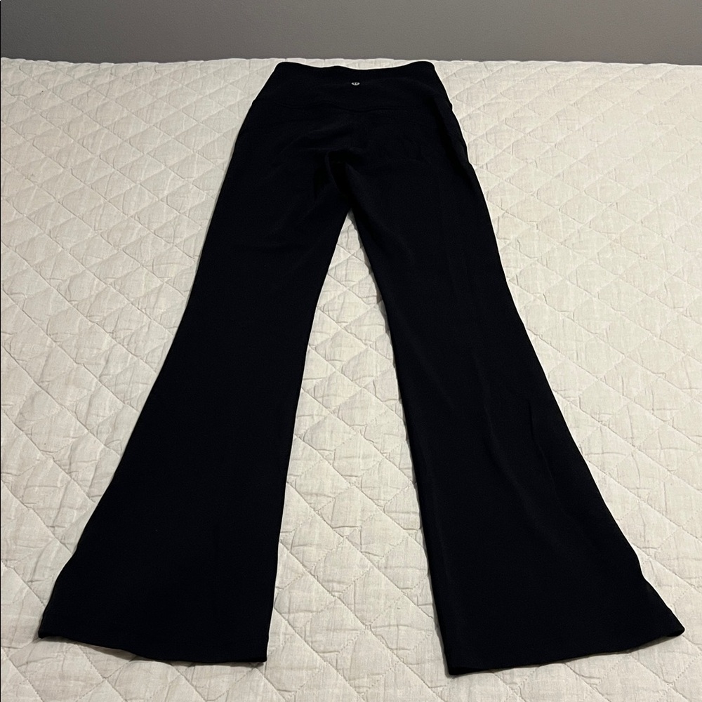 Lululemon Black Boot Cut Legging Size 4